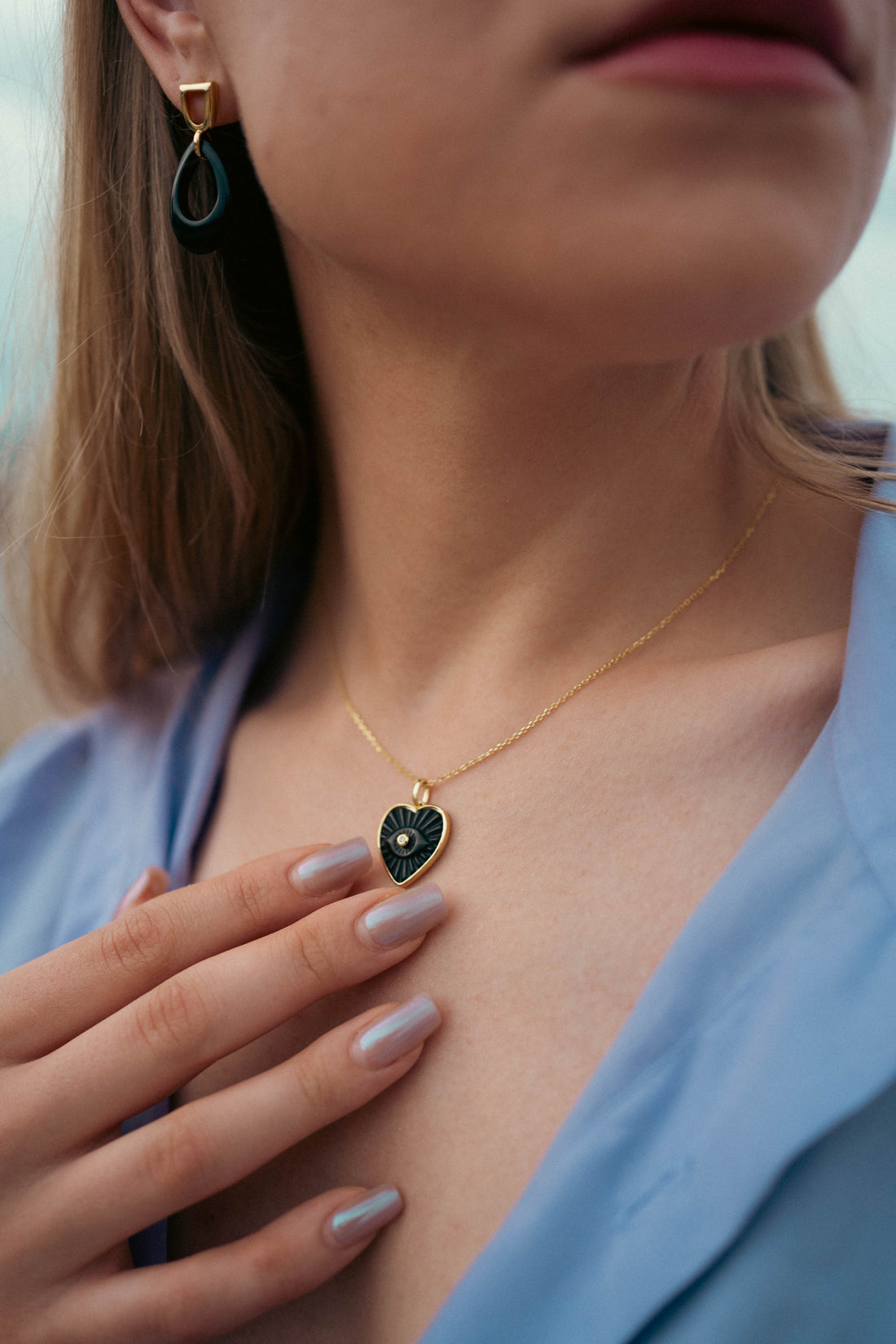 Noir Amulet Set