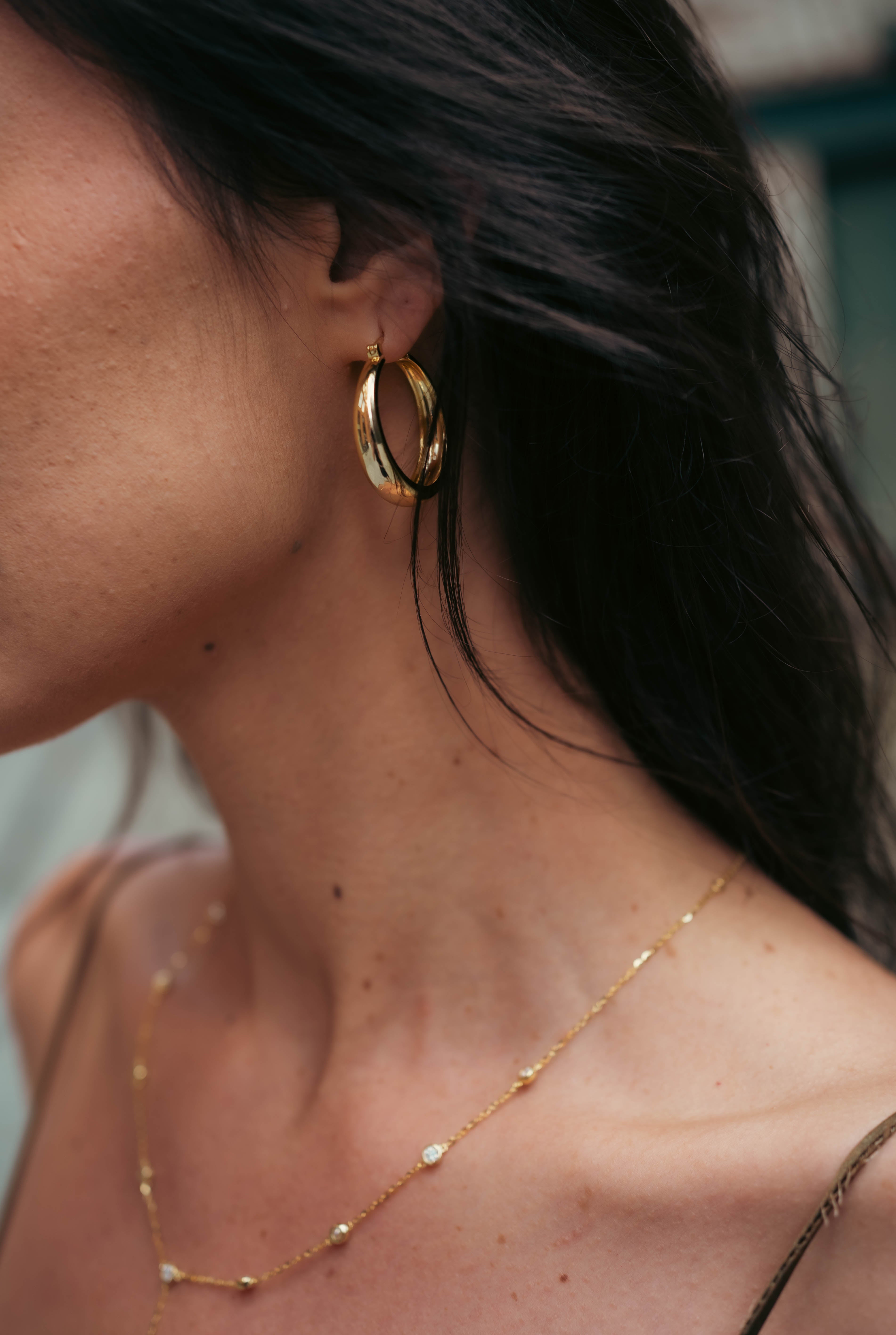 Sculpted Arc Hoops
