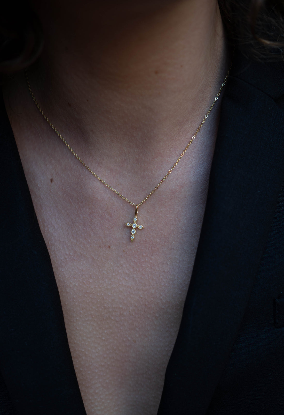 Lumière Cross Necklace