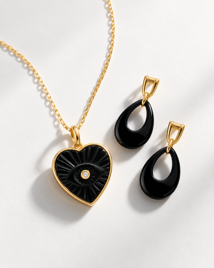 Noir Amulet Set