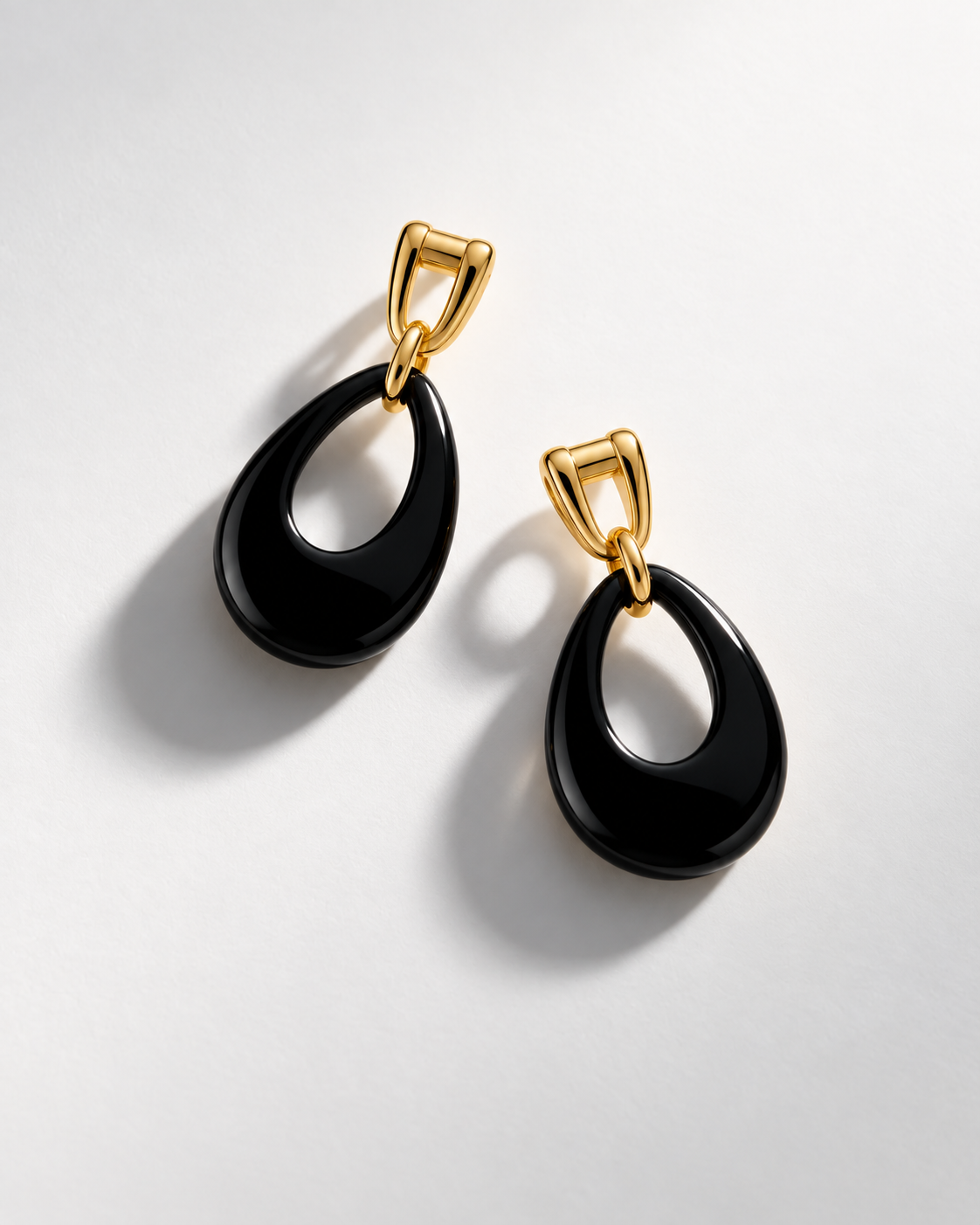 Noir Amulet Set